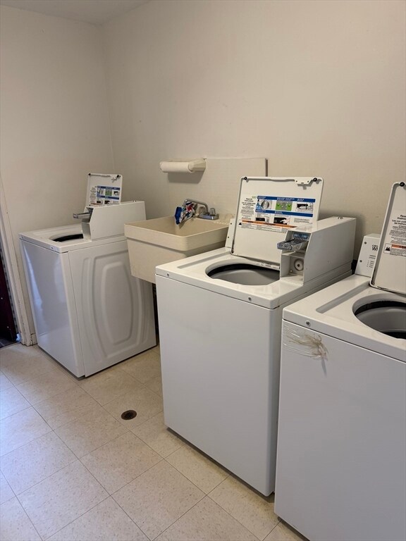 Building Photo - 147 Sylvan St