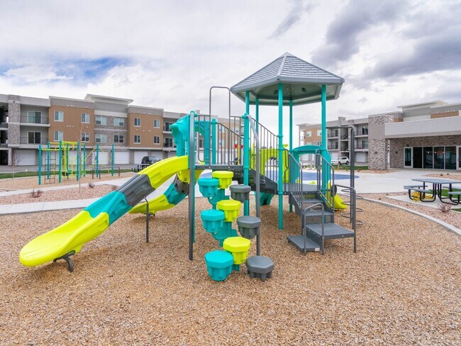 Building Photo - 2308 E 830 S