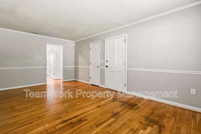 Building Photo - 1641 Falmouth St