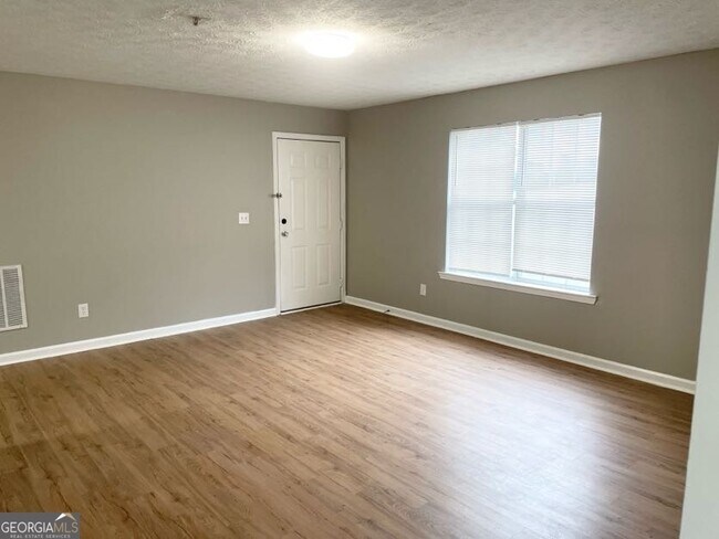 Building Photo - 111 W Burke St