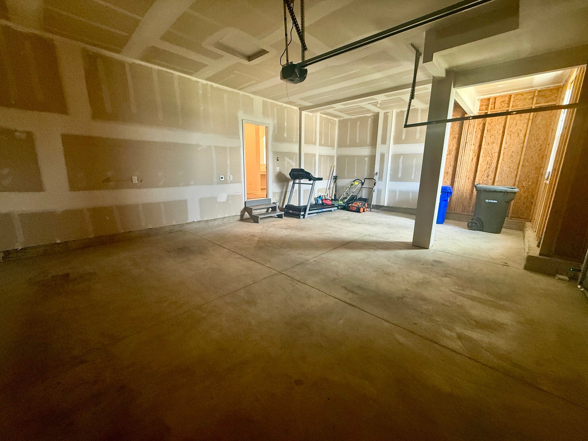 Garage Storage - 2062 Broccoli Dr