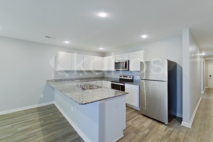 Building Photo - 105 Spencer Dr