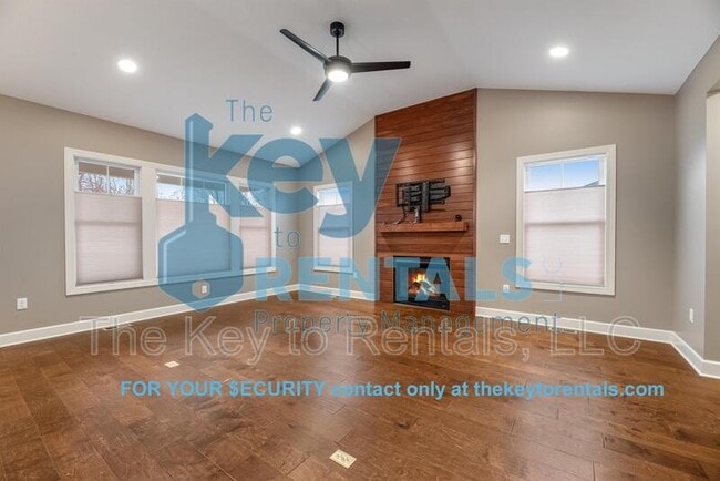 Building Photo - 1352 Creeks Edge Dr