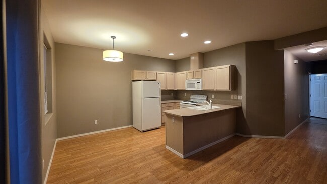 Building Photo - 15600 SW Talus Way