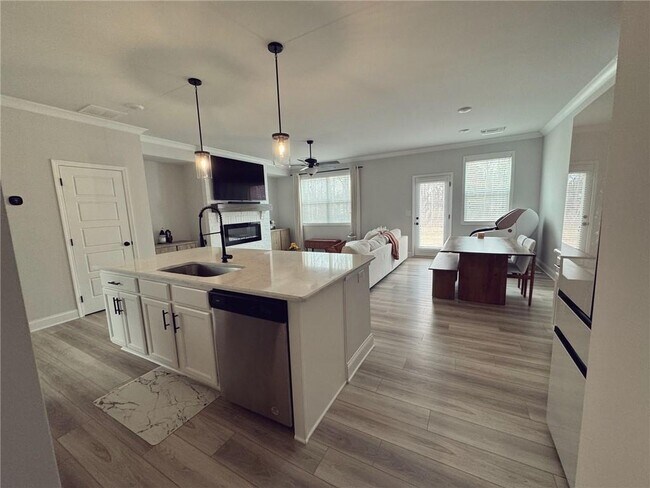 Building Photo - 4549 Cypress Pk Dr