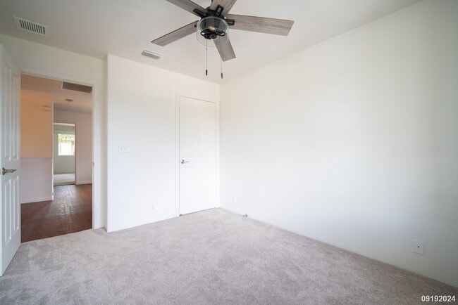 Building Photo - 4 br/2.5 ba Ewa Gentry Tuscany II, Schedul...