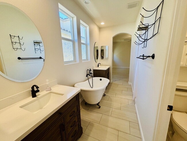 Building Photo - Gorgeous 3 bd, 4 ba Townhome in 55+ Community