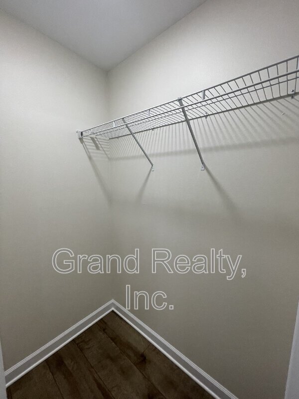 Building Photo - 4019 Brittany Ln