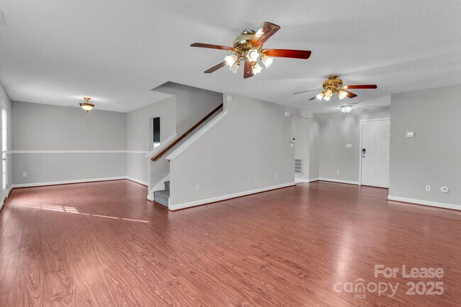 Building Photo - 8702 Wood Sorrel Ct