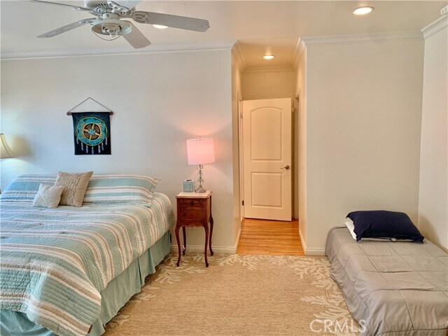 Building Photo - 3003 Ocean Front Walk