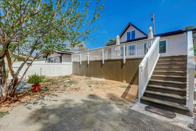 Building Photo - 3BR/2.5BA HOME UPDATED HOME available in A...