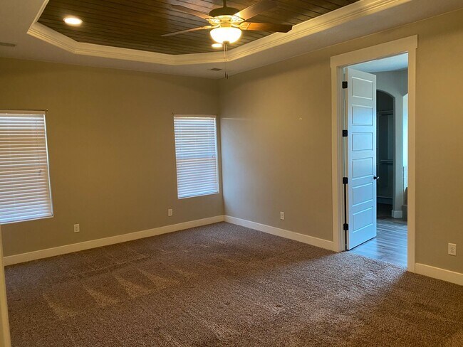 Building Photo - Dixie Springs Home