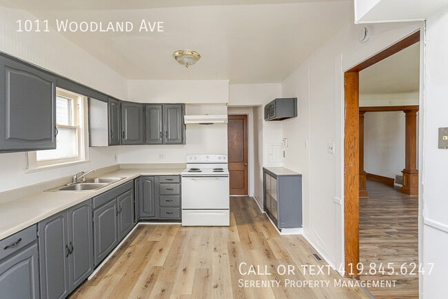 Building Photo - 1011 Woodland Ave
