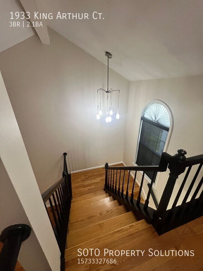 Building Photo - 1933 King Arthur Ct