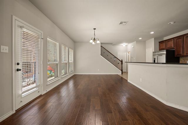 Building Photo - 4261 Comanche Dr