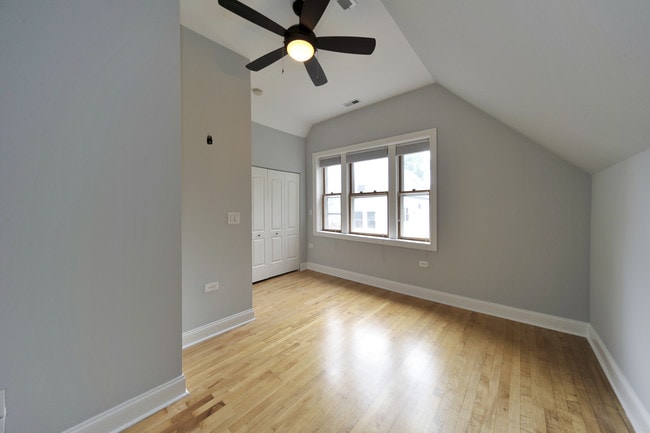 Bedroom 1 (2nd floor) - 2500 N Francisco Ave