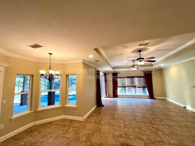 Building Photo - 2926 Greystone Dr