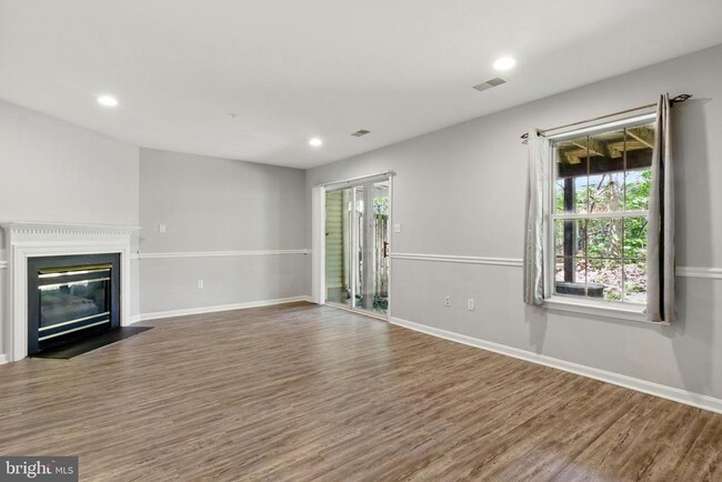 Building Photo - 12219 Fletchertown Rd