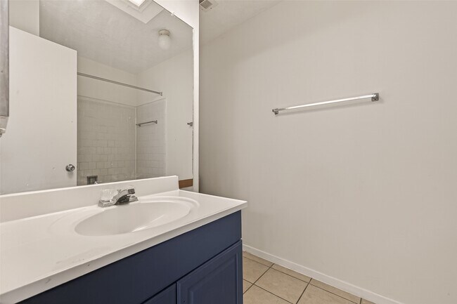 Building Photo - 6375 S Briar Bayou Dr