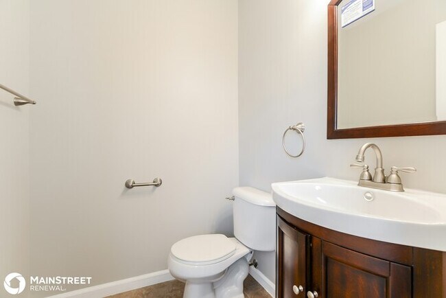 Building Photo - 929 Union Pl