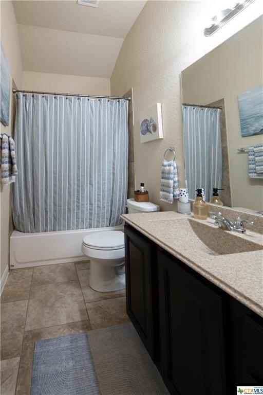 Building Photo - 5633 Briar Fld