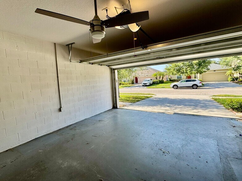 Building Photo - 3750 Aria Dr