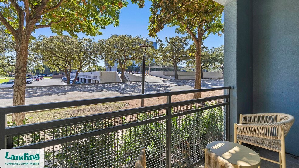 Building Photo - 5005 Galleria Dr