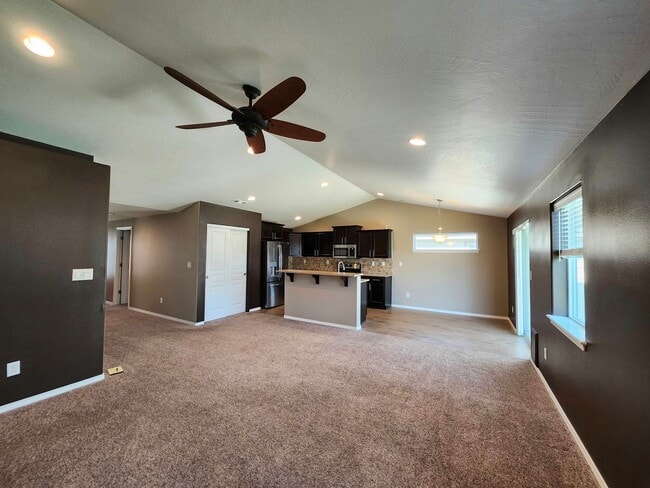 Building Photo - Beautiful One Level in the Reserve At Clea...