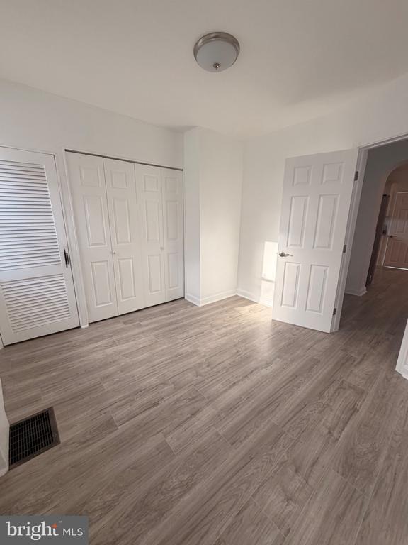 Building Photo - 8323 Bear Creek Dr
