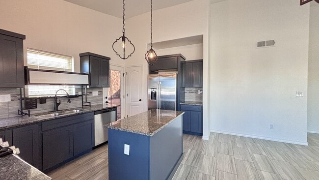 Building Photo - 12821 Rock Cliff Ave