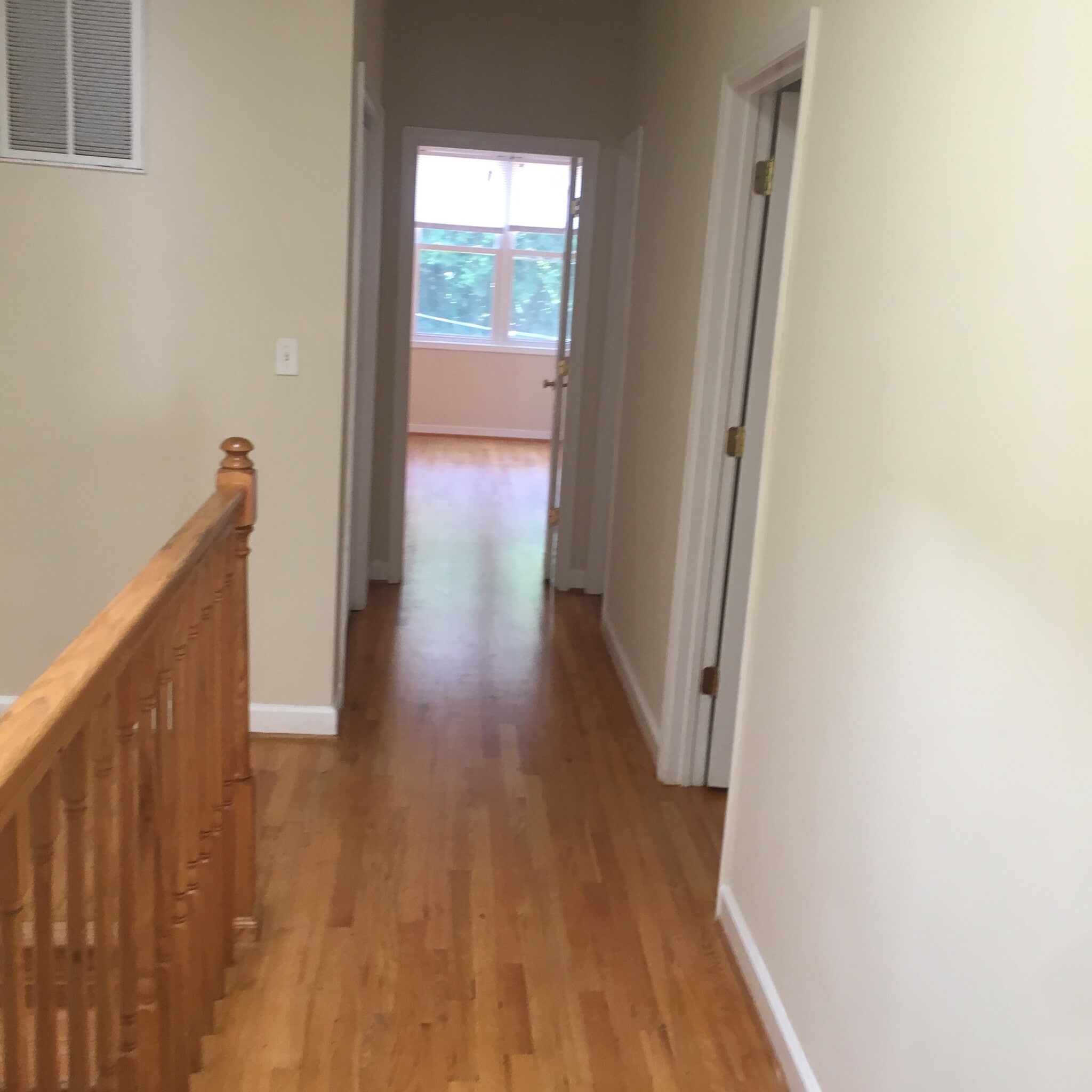 Building Photo - 1261 W Cary St