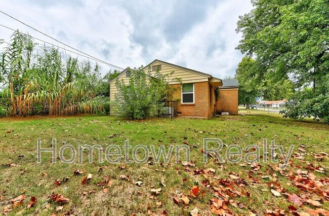 Building Photo - 410 E Steed Dr