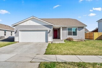 Building Photo - Newer 3 Bedroom, 2 Bath Airway Heights Ran...
