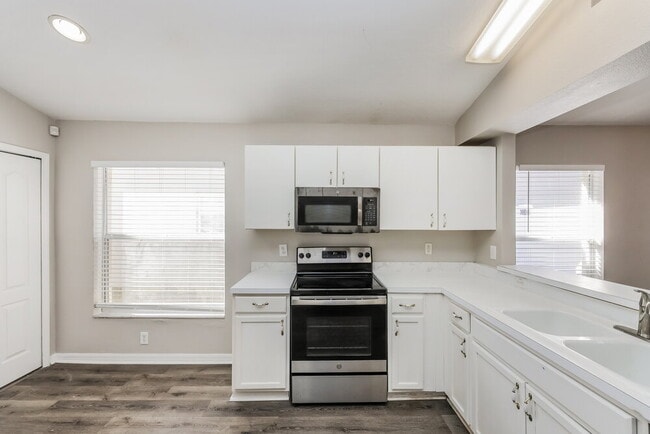 Building Photo - 9042 Egret Cove Cir