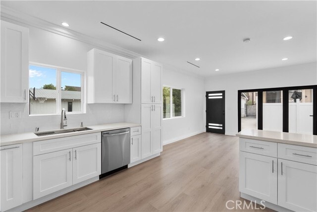 Building Photo - 614 E Lomita Ave