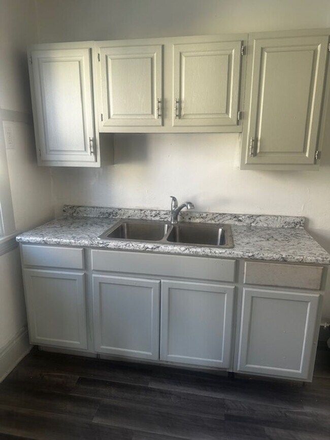 Building Photo - 14761 Coit Rd