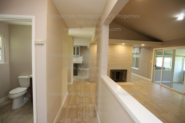 Building Photo - 11411 Chapman Ave