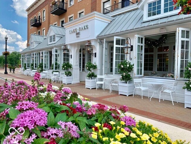 Building Photo - 66 Sherman Dr