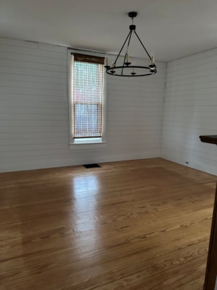 Building Photo - 19 Woodland Ave