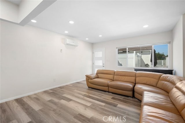 Building Photo - 614 N 4th St