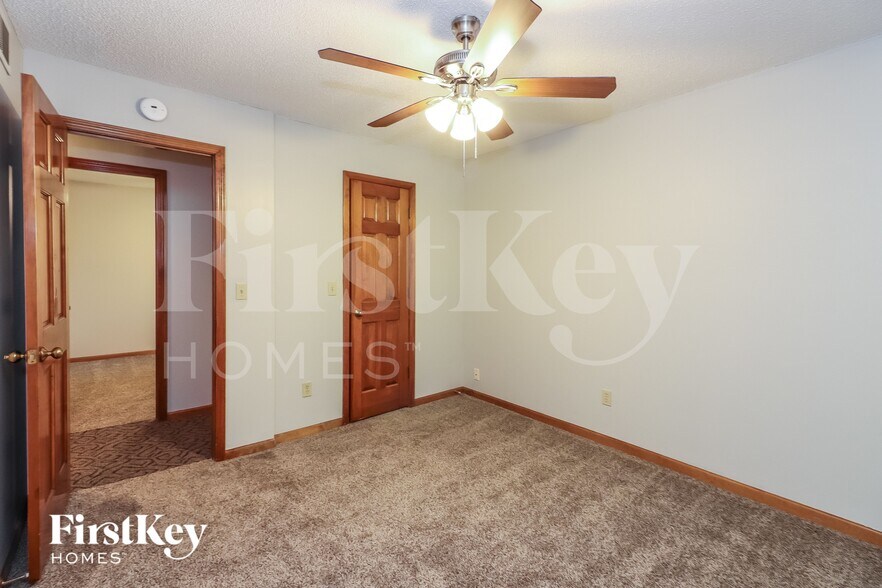 Building Photo - 2012 S Downing St