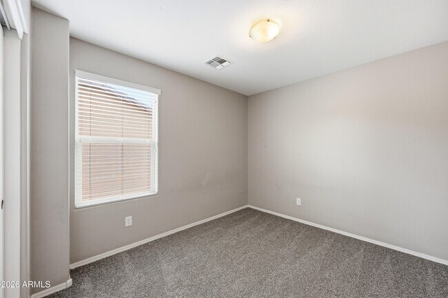 Building Photo - 3539 E Bartlett Dr