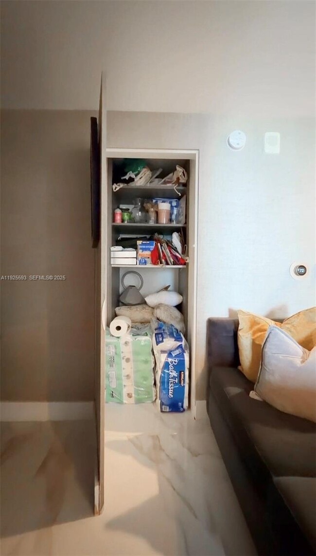 Building Photo - 16385 Biscayne Blvd