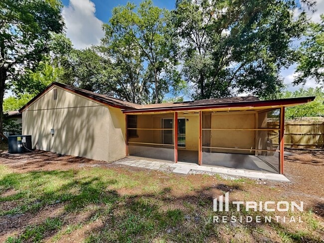 Building Photo - 2846 Tanglewood Blvd