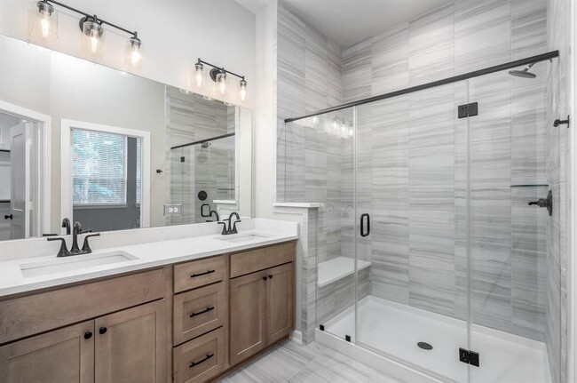 Building Photo - 529 Longleaf Pine Dr