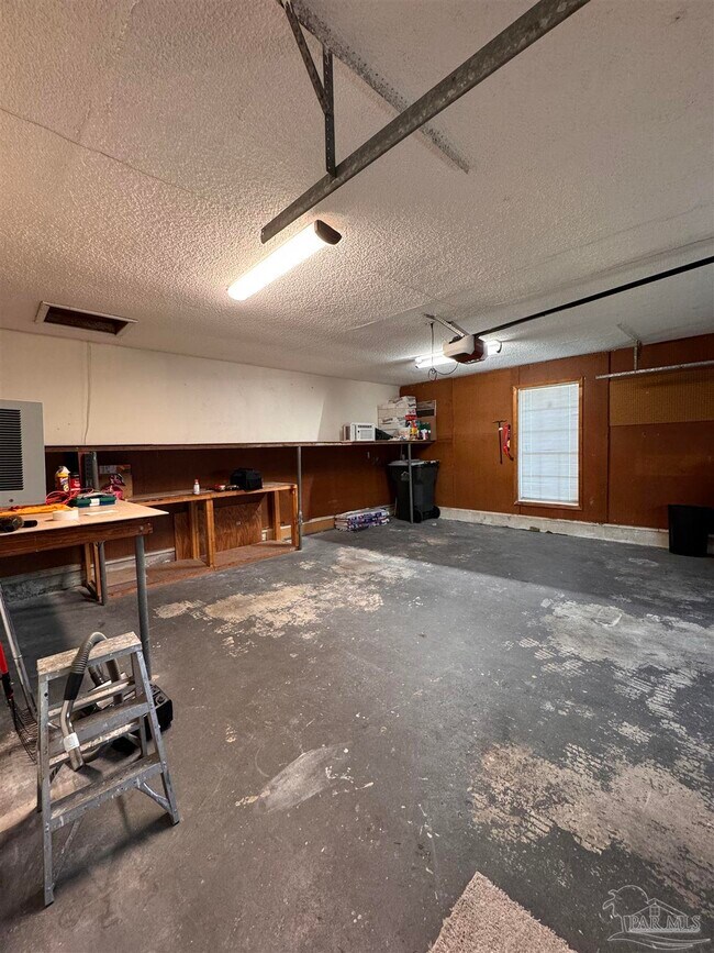 Building Photo - 6406 Antietam Dr