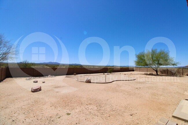Building Photo - 6780 S Via Molino De Viento