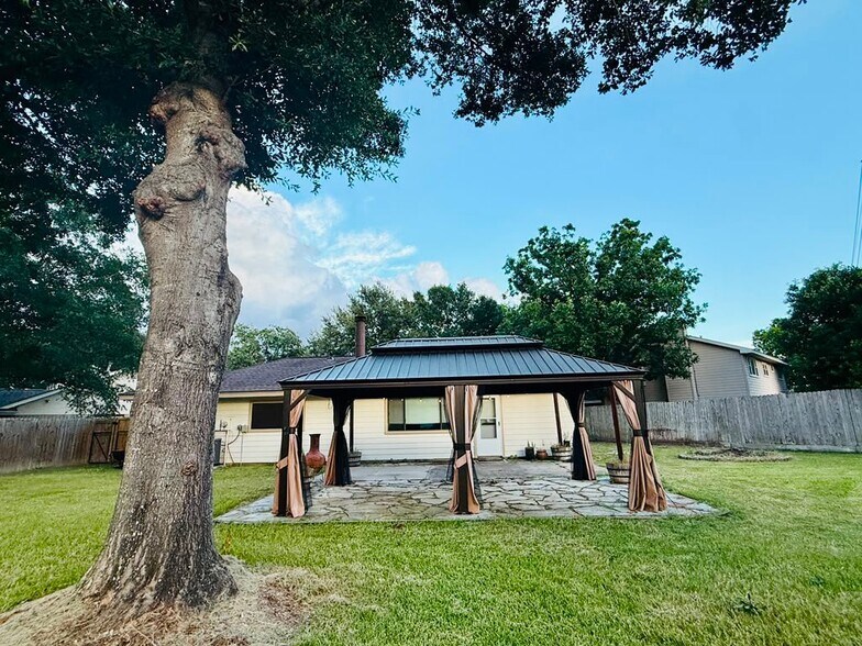 Building Photo - 13438 Nevermore Dr
