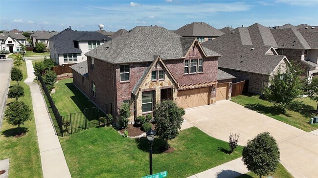Building Photo - 14286 Winecup Dr
