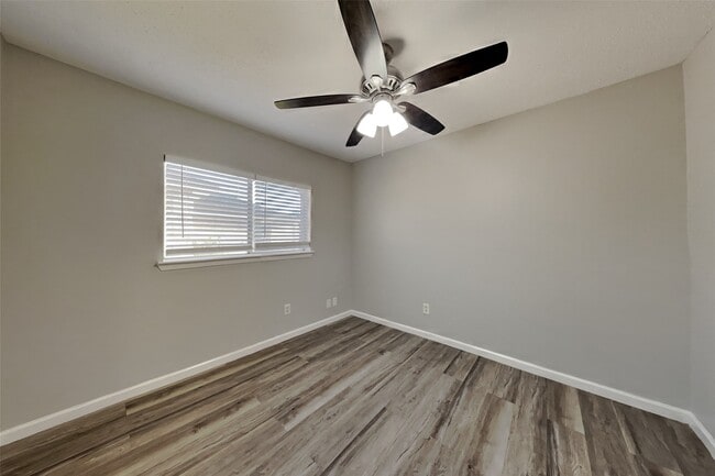 Building Photo - 2203 Wheathall Camp Ln